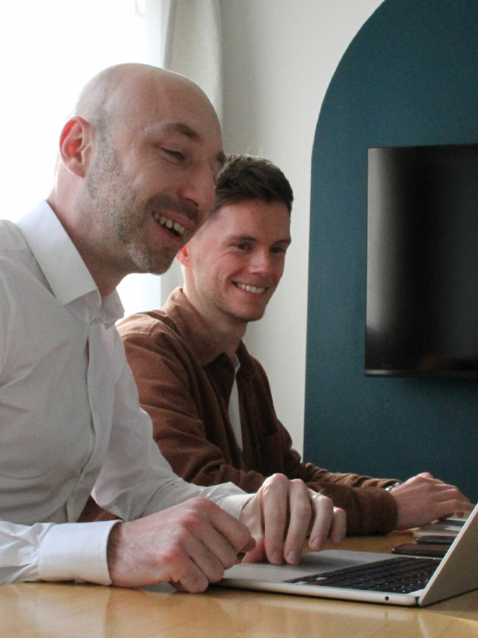 Alexy et Nicolas vos conseillers et courtier en assurance et épargne en audit client personnalisé à Lille